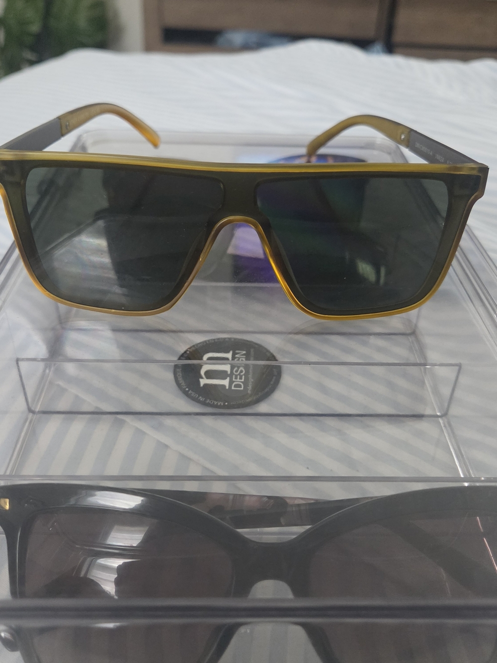 Women Vince Camuto Sunglasses